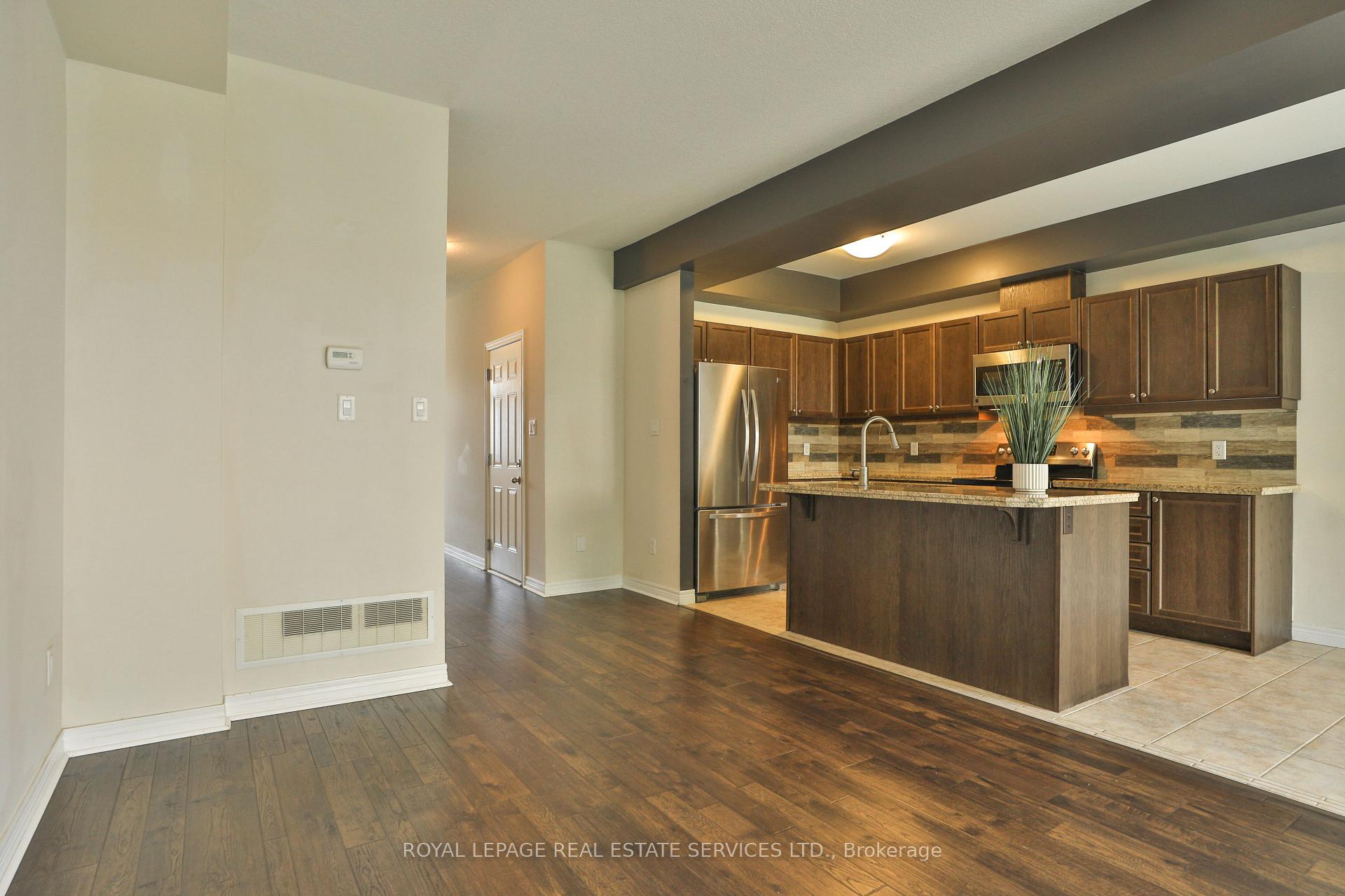 Photo 6 of 123 Painter Terrace, Hamilton, Waterdown — HOMEH
