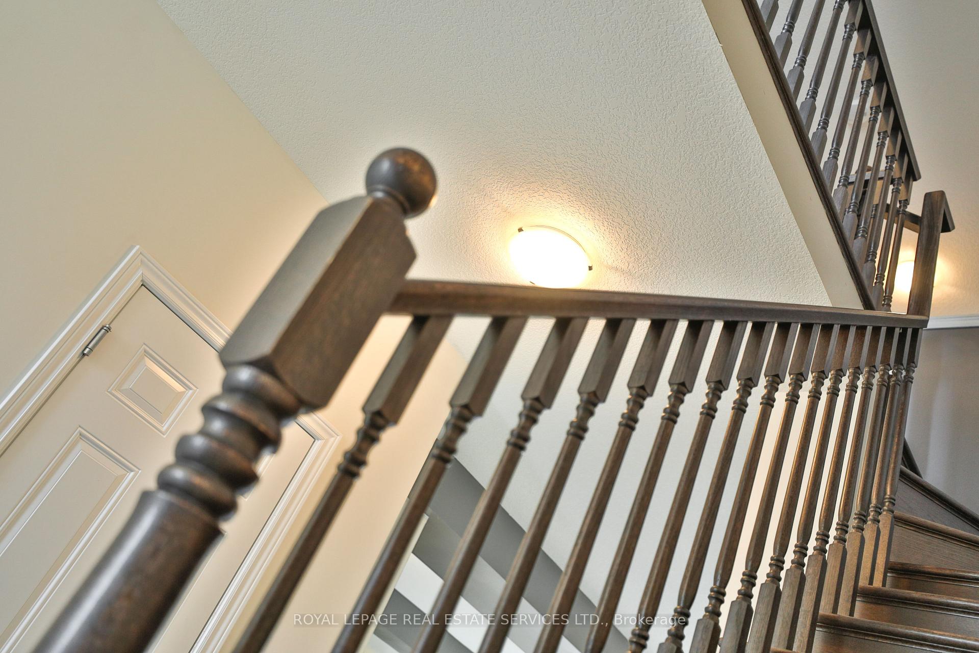 Photo 18 of 123 Painter Terrace, Hamilton, Waterdown — HOMEH