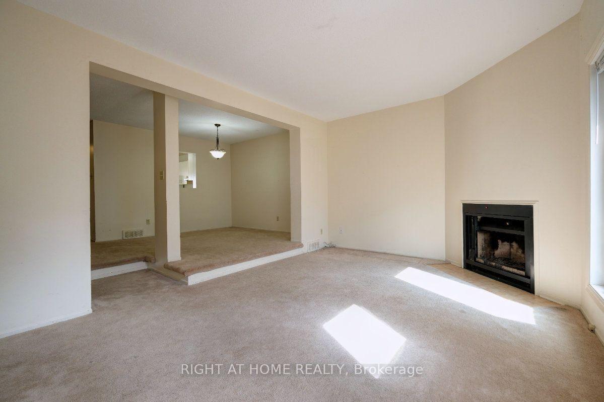 Photo 10 of Unit 33, 23 Lightfoot Place, Ottawa, Kanata - Katimavik — HOMEH