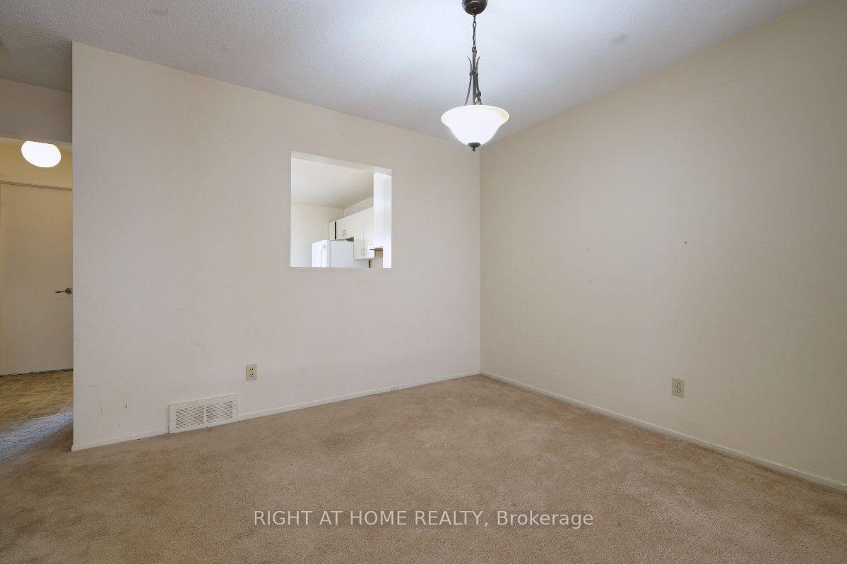 Photo 12 of Unit 33, 23 Lightfoot Place, Ottawa, Kanata - Katimavik — HOMEH