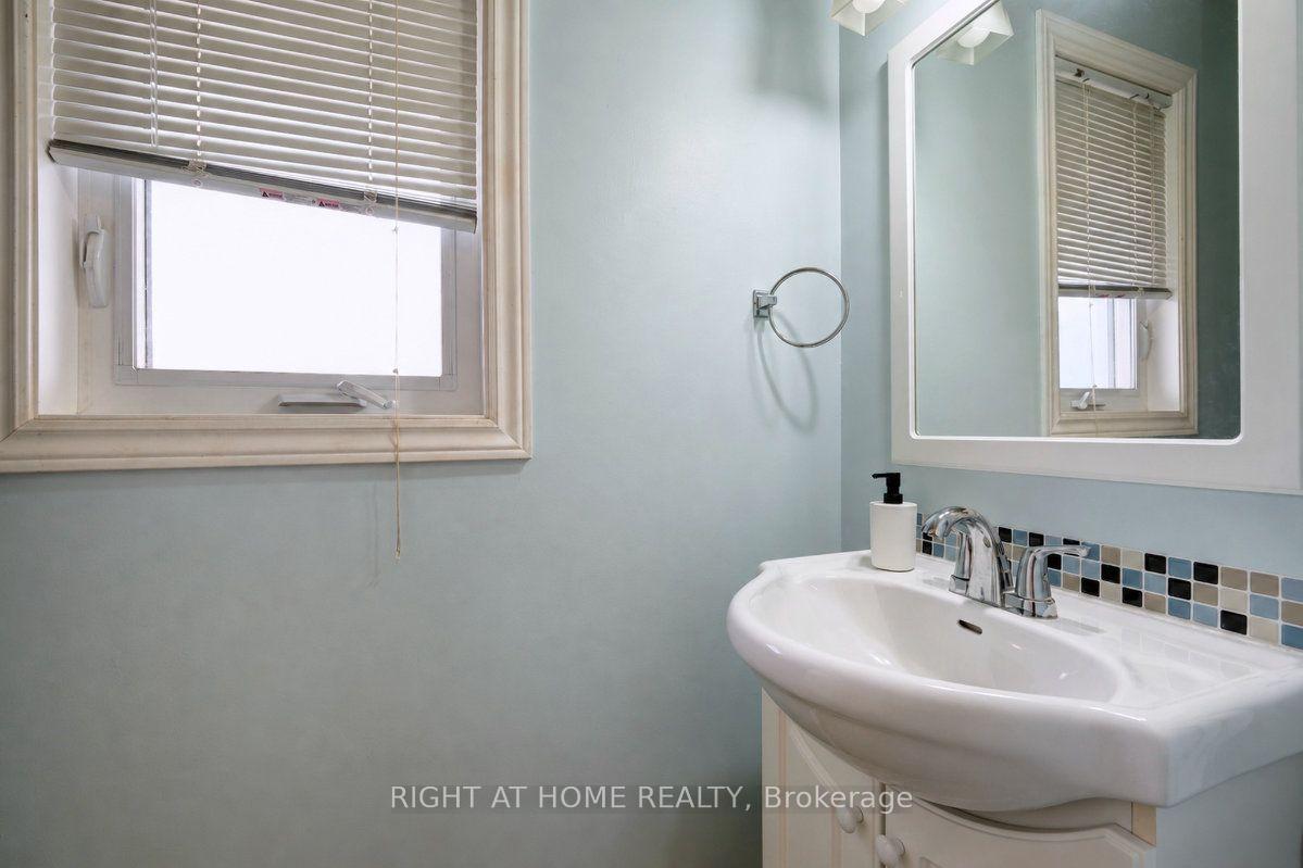 Photo 21 of Unit 33, 23 Lightfoot Place, Ottawa, Kanata - Katimavik — HOMEH