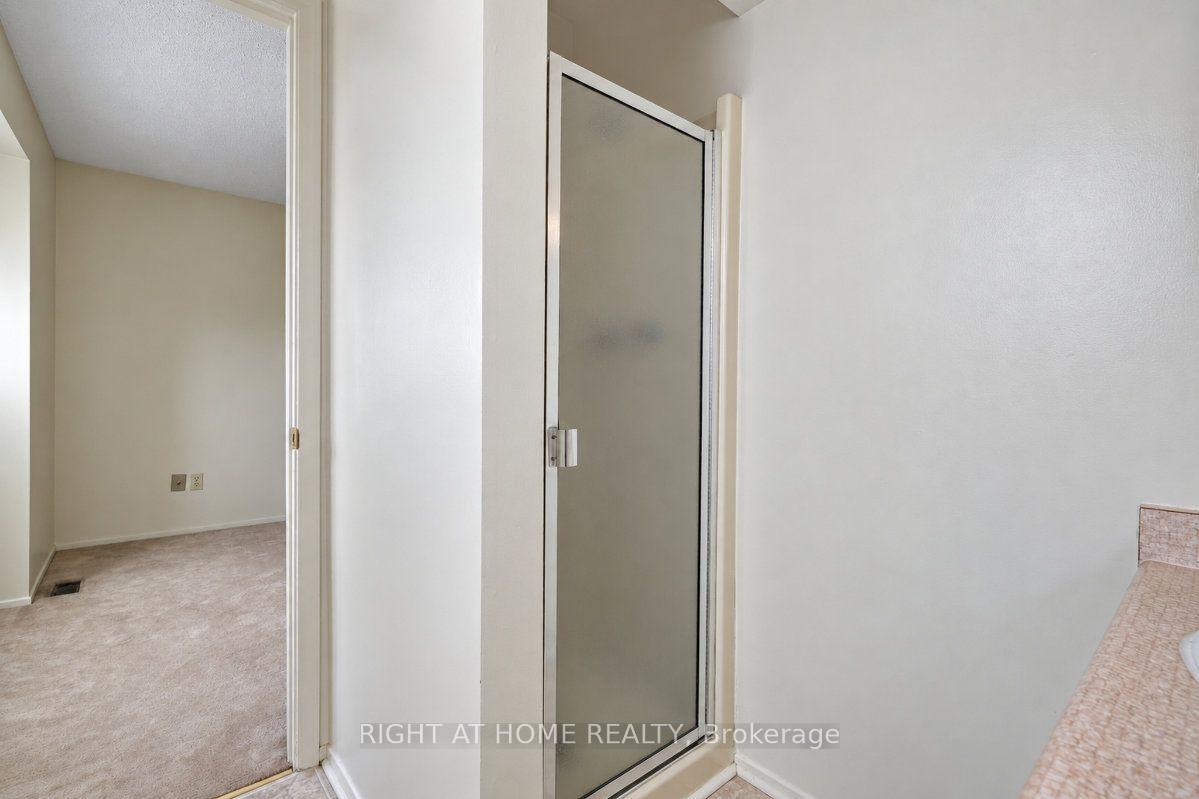 Photo 25 of Unit 33, 23 Lightfoot Place, Ottawa, Kanata - Katimavik — HOMEH