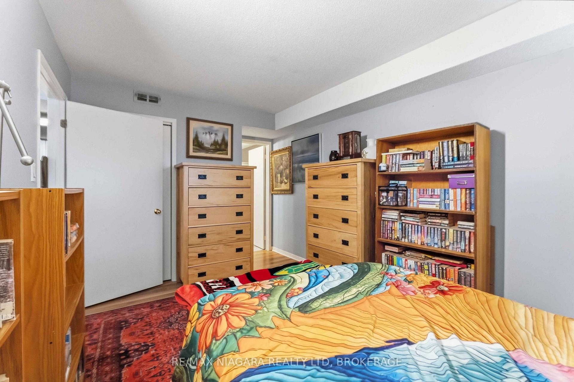 Photo 10 of Unit 101, 78 Roehampton Avenue, St. Catharines, Carlton/Bunting — HOMEH