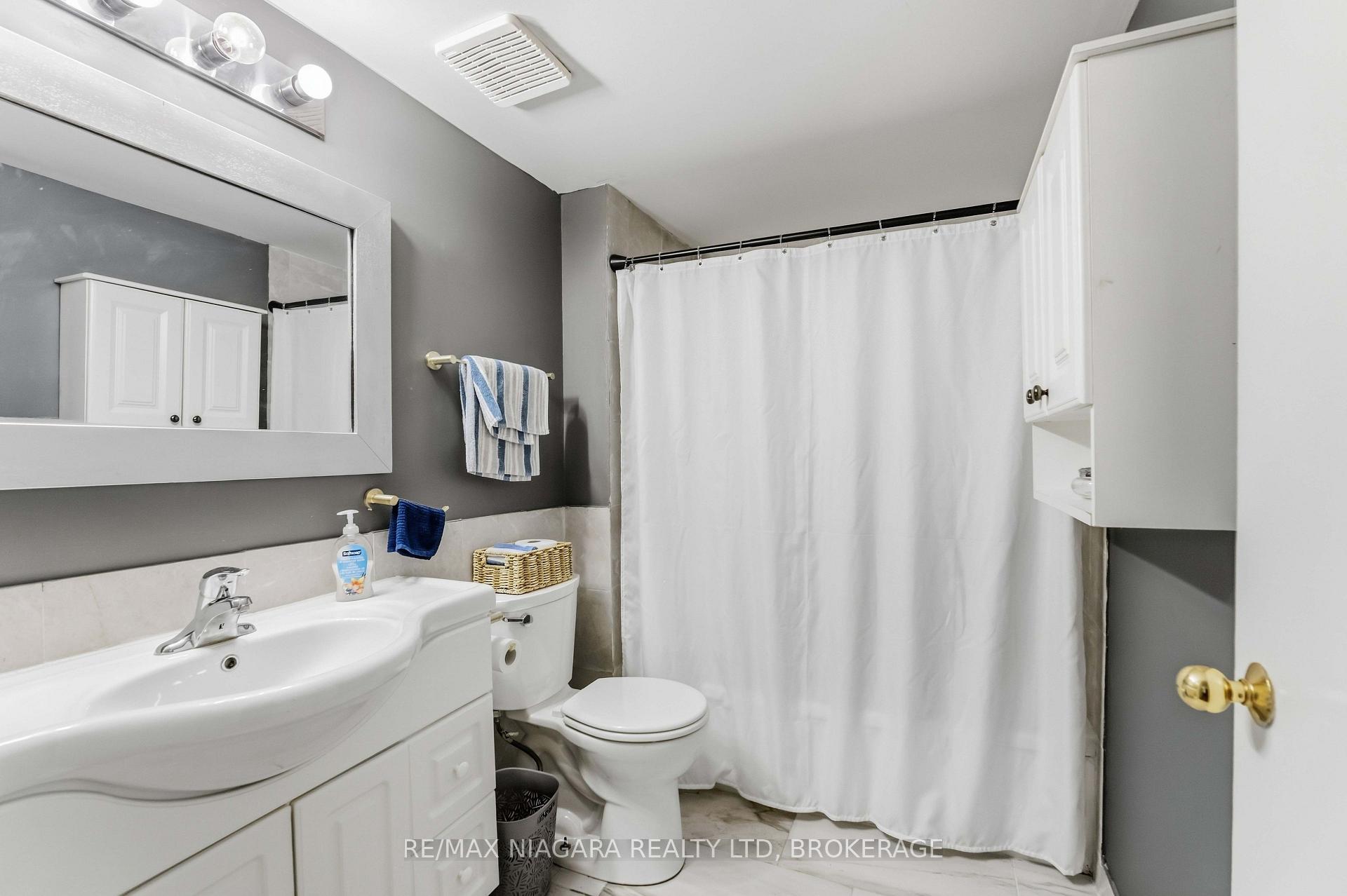 Photo 11 of Unit 101, 78 Roehampton Avenue, St. Catharines, Carlton/Bunting — HOMEH