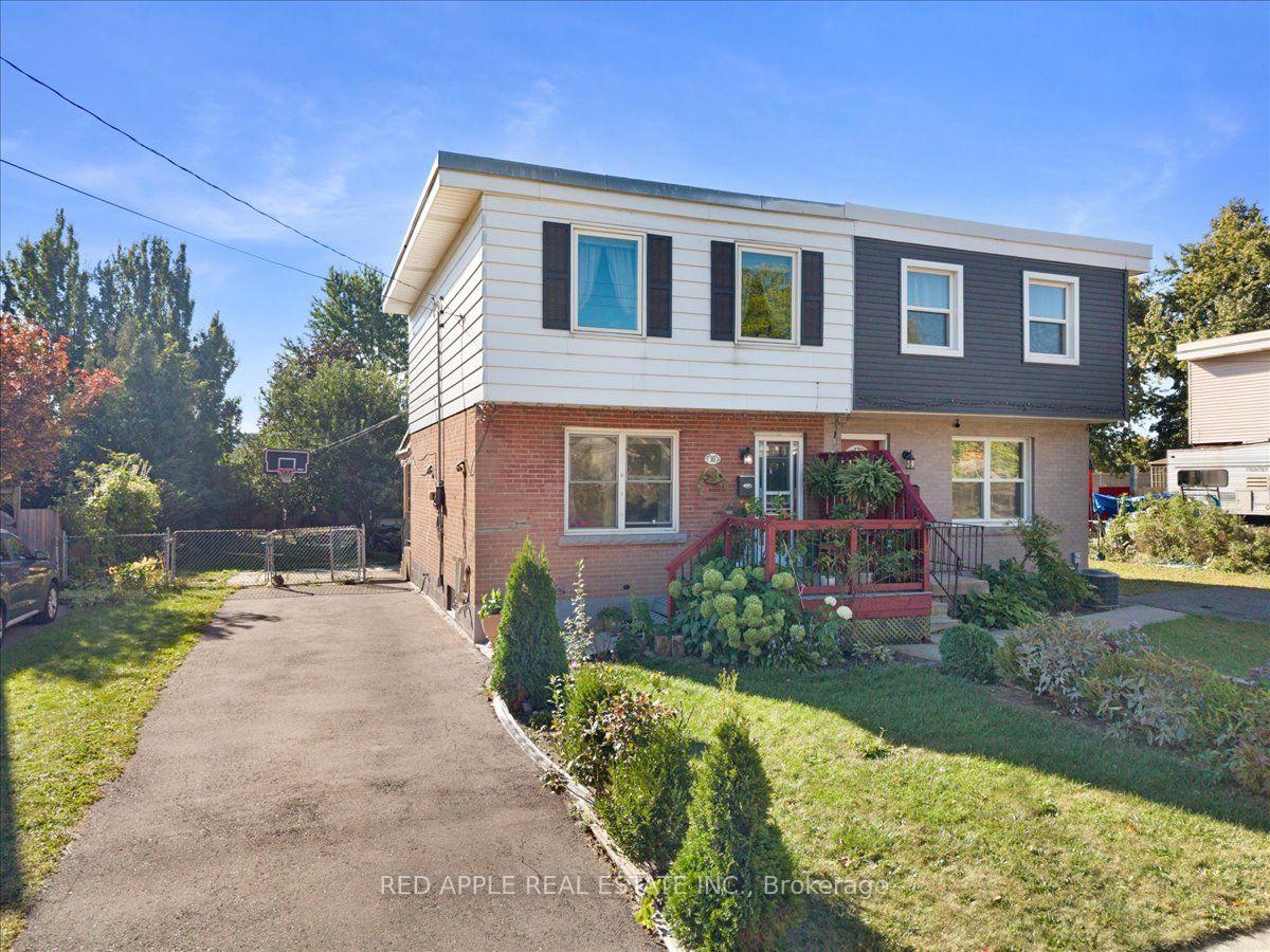 Photo 2 of 10 Armstrong Avenue, Hamilton, McQuesten — HOMEH