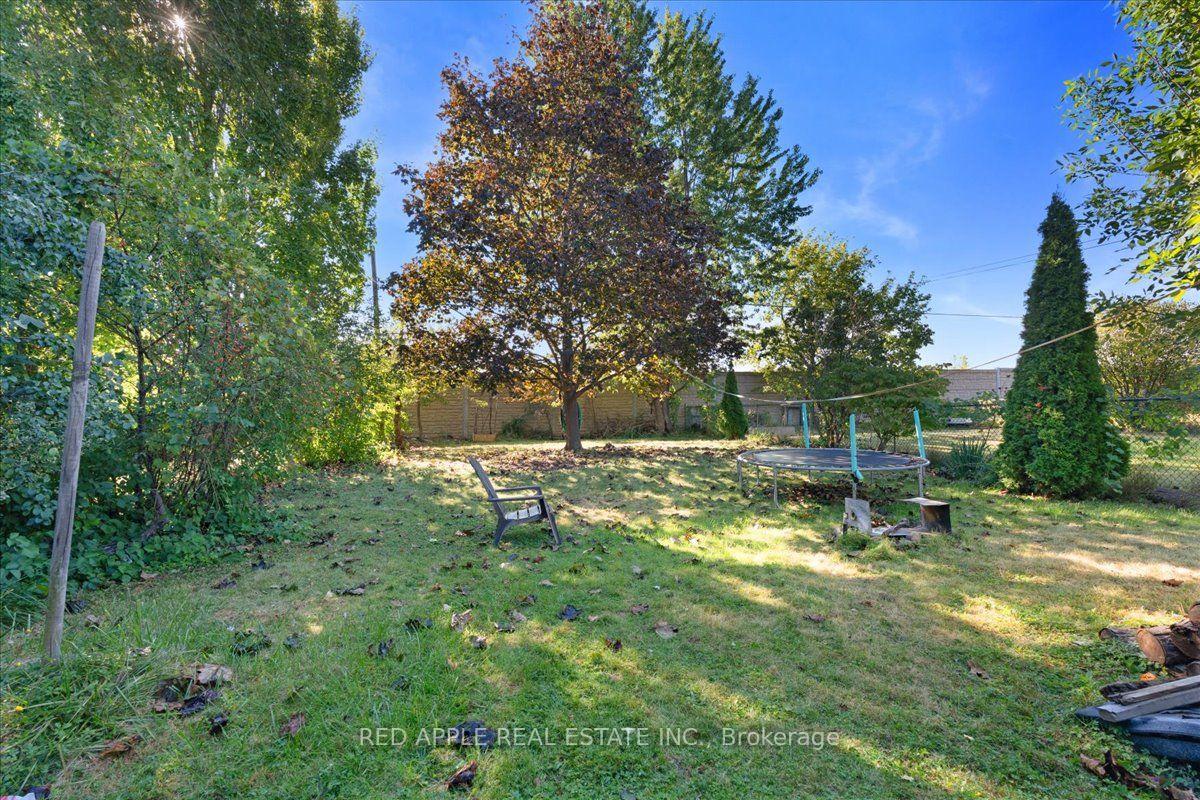 Photo 24 of 10 Armstrong Avenue, Hamilton, McQuesten — HOMEH