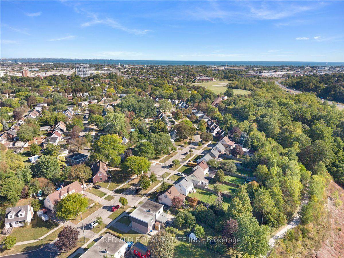 Photo 30 of 10 Armstrong Avenue, Hamilton, McQuesten — HOMEH