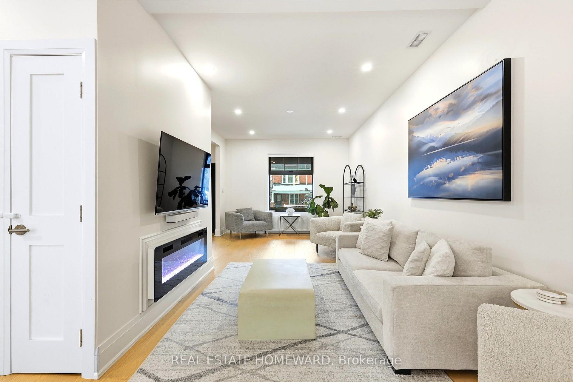 Photo 3 of 234 Pearson Avenue, Toronto, High Park-Swansea — HOMEH