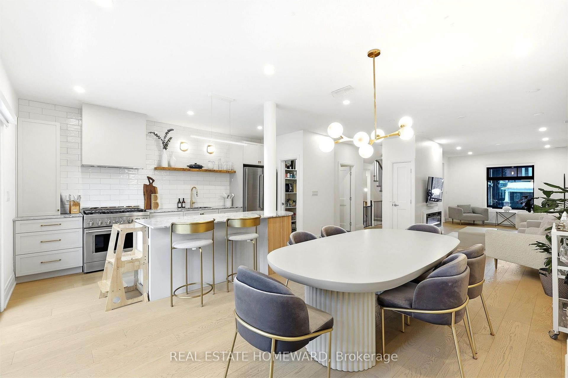 Photo 4 of 234 Pearson Avenue, Toronto, High Park-Swansea — HOMEH