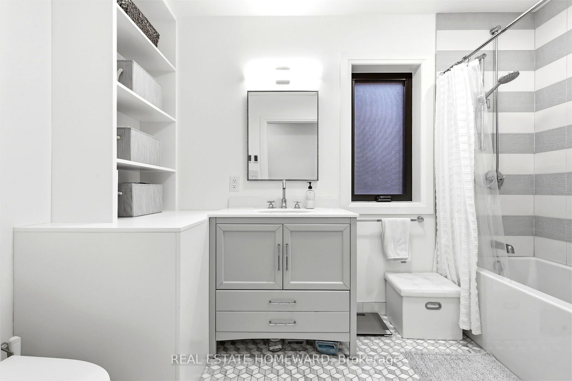 Photo 11 of 234 Pearson Avenue, Toronto, High Park-Swansea — HOMEH