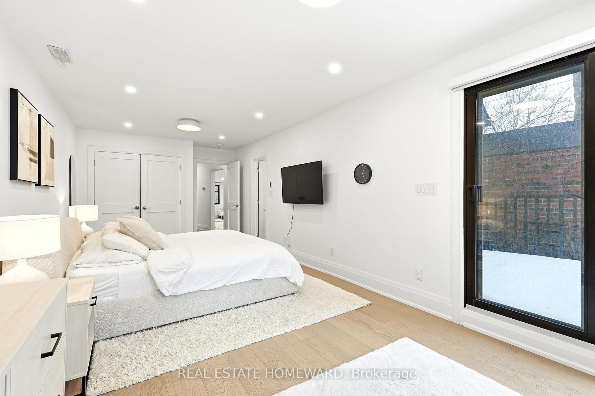 Photo 15 of 234 Pearson Avenue, Toronto, High Park-Swansea — HOMEH