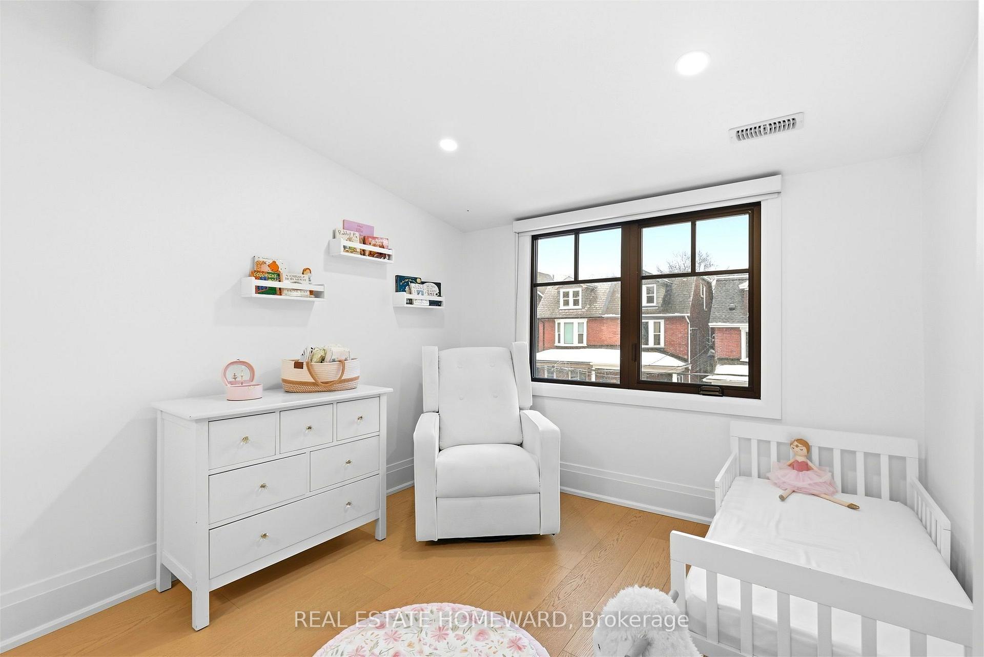 Photo 23 of 234 Pearson Avenue, Toronto, High Park-Swansea — HOMEH