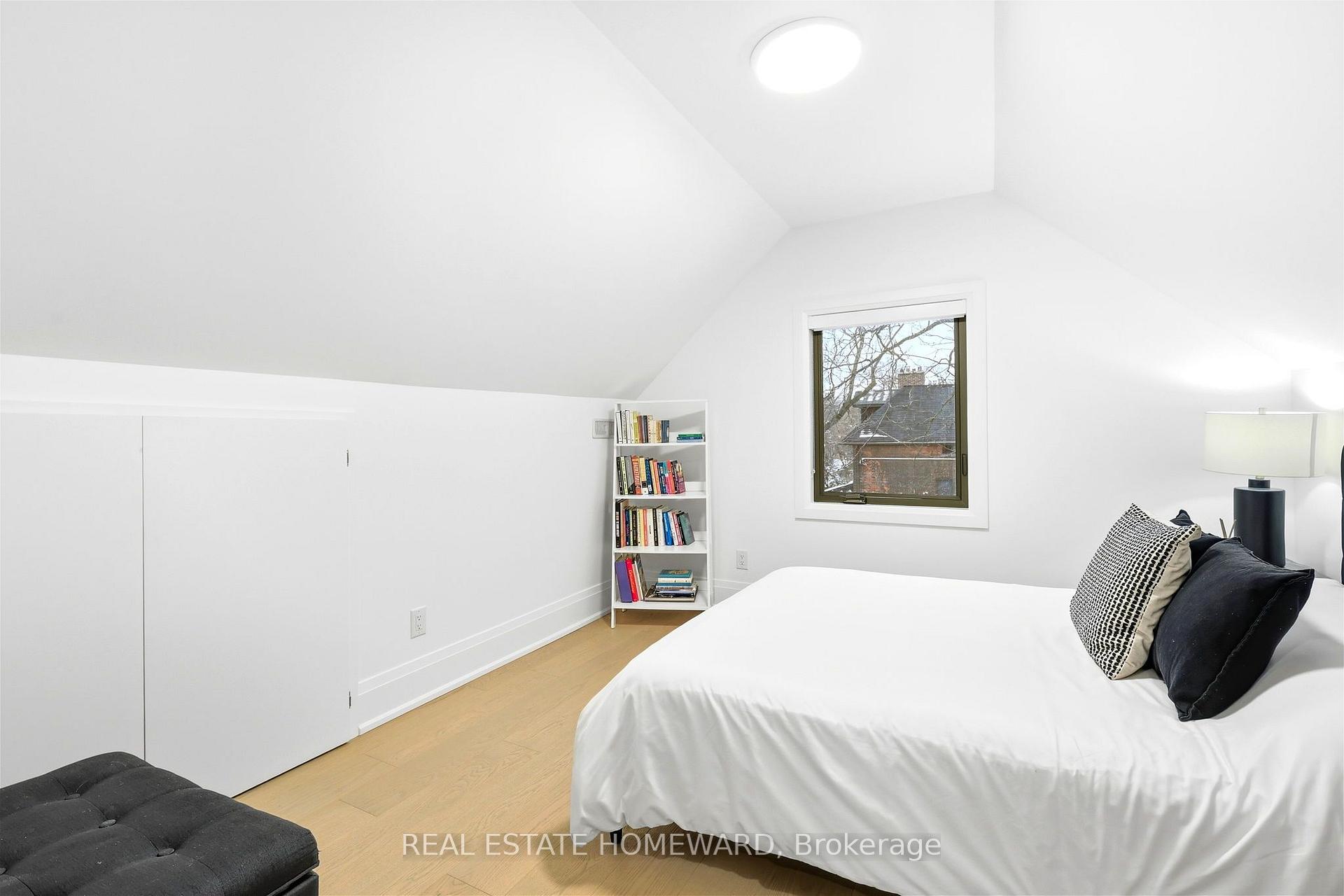 Photo 24 of 234 Pearson Avenue, Toronto, High Park-Swansea — HOMEH