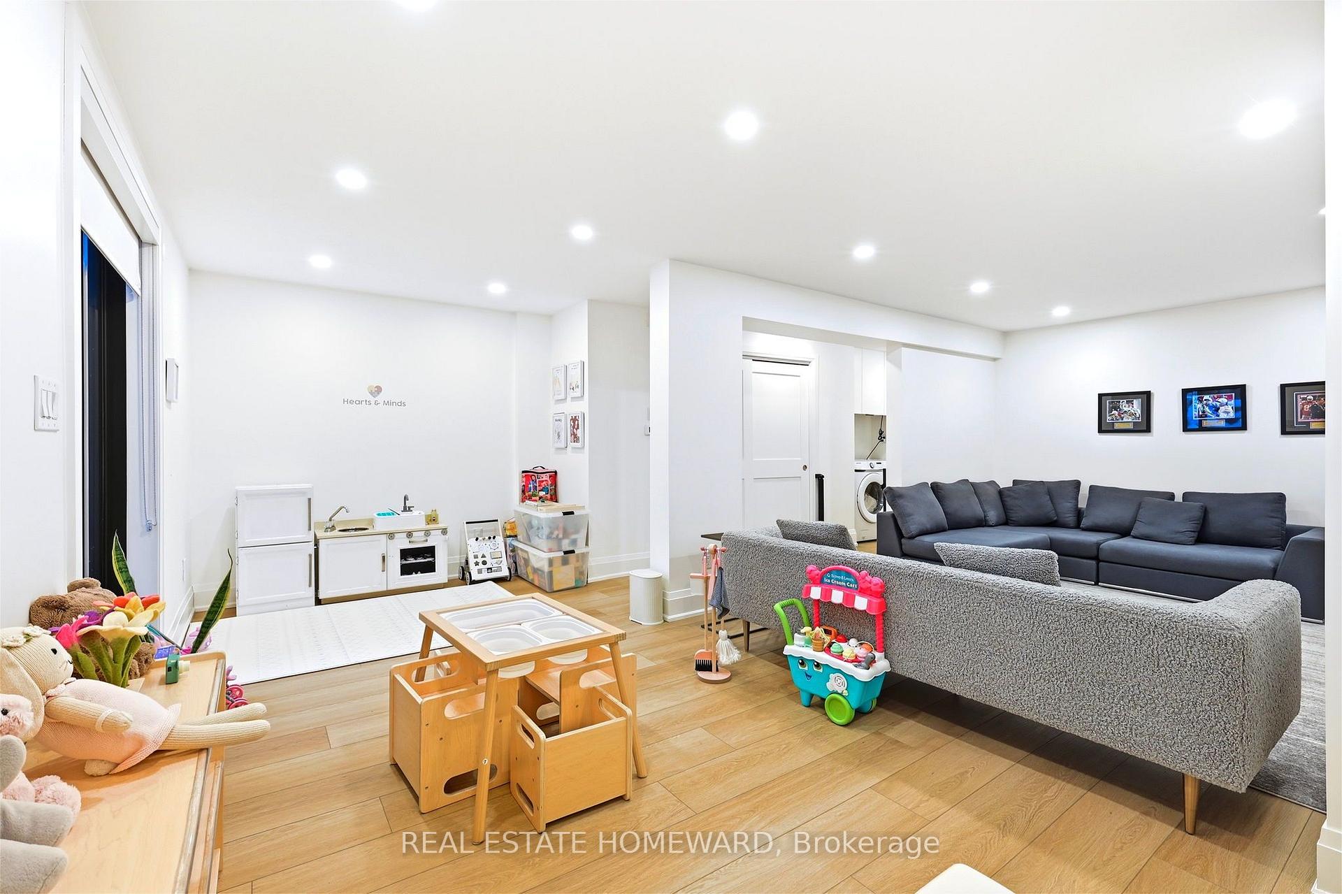 Photo 34 of 234 Pearson Avenue, Toronto, High Park-Swansea — HOMEH