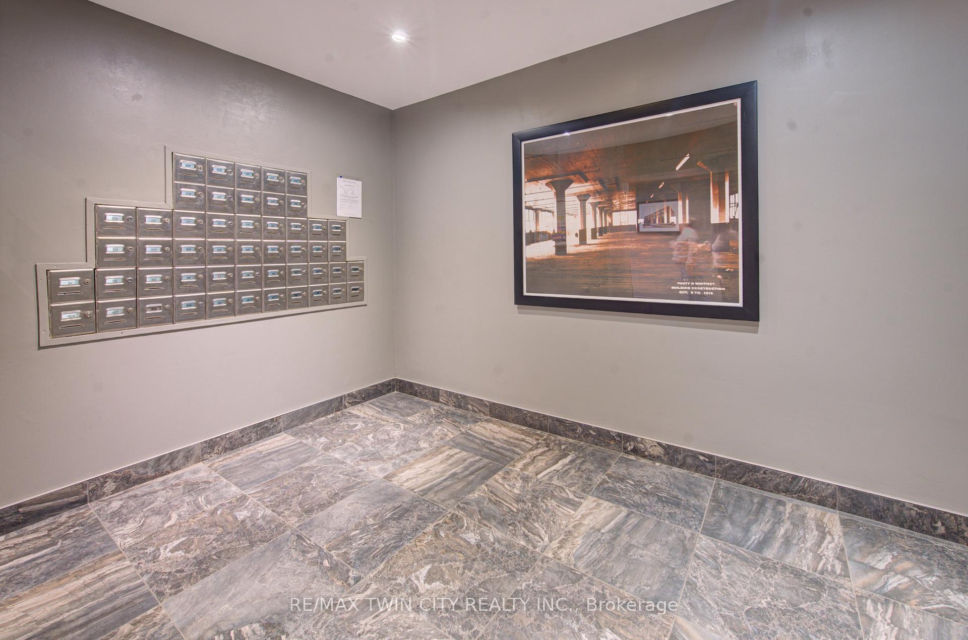 Photo 4 of Unit 410, 50 Main Street, Hamilton, Dundas — HOMEH