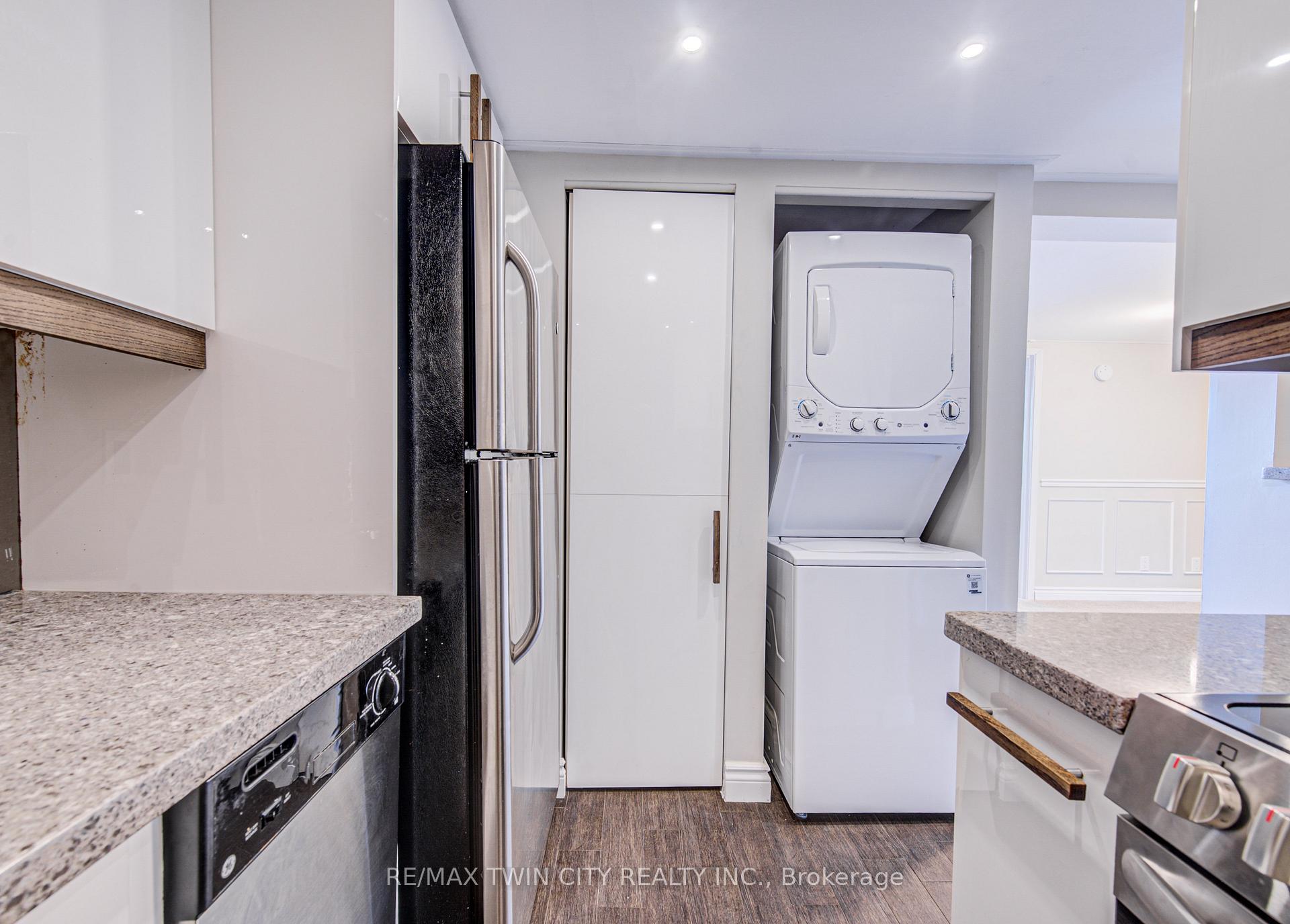 Photo 8 of Unit 410, 50 Main Street, Hamilton, Dundas — HOMEH
