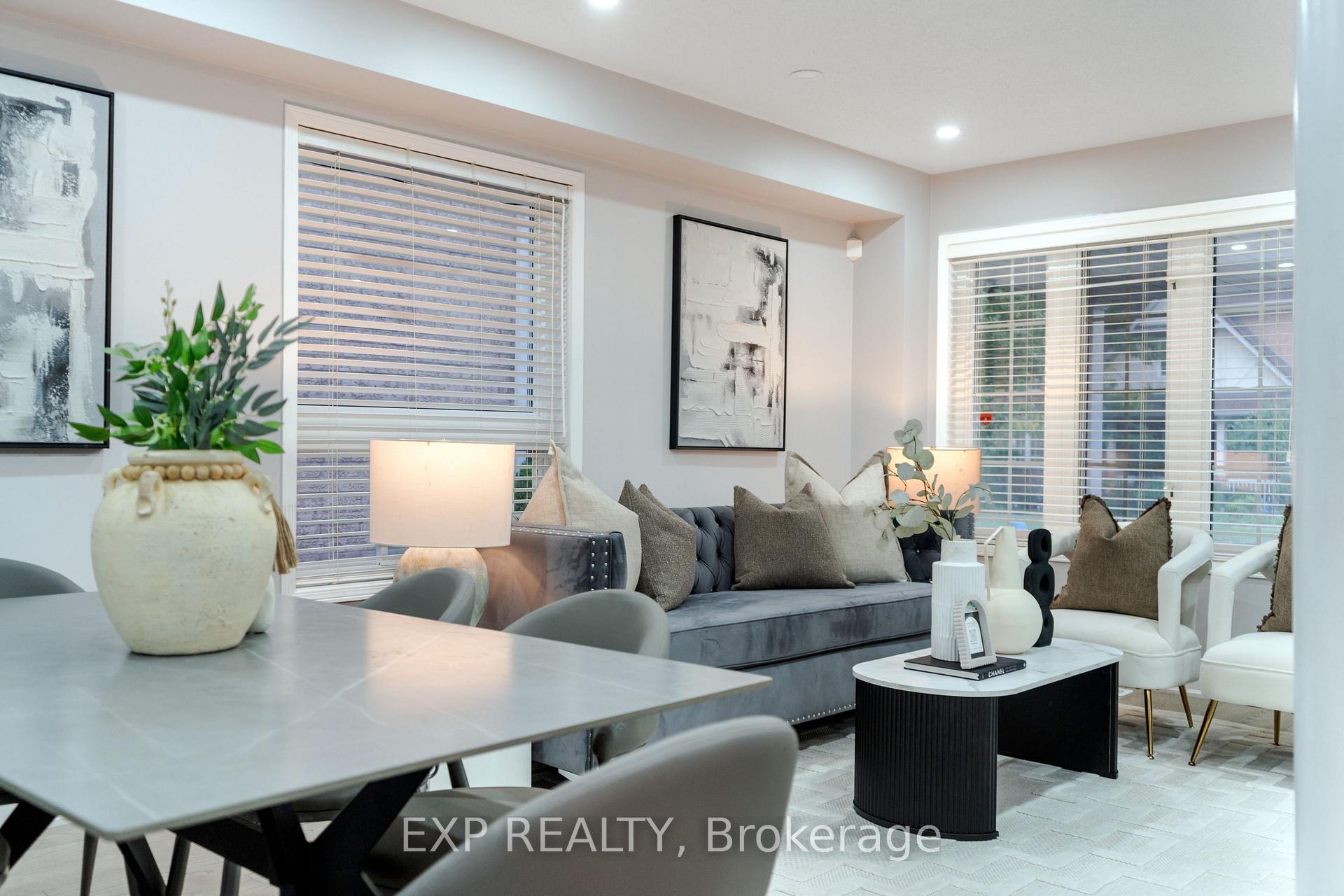 Photo 5 of 2276 Fairmount Drive, Oakville, Westmount — HOMEH