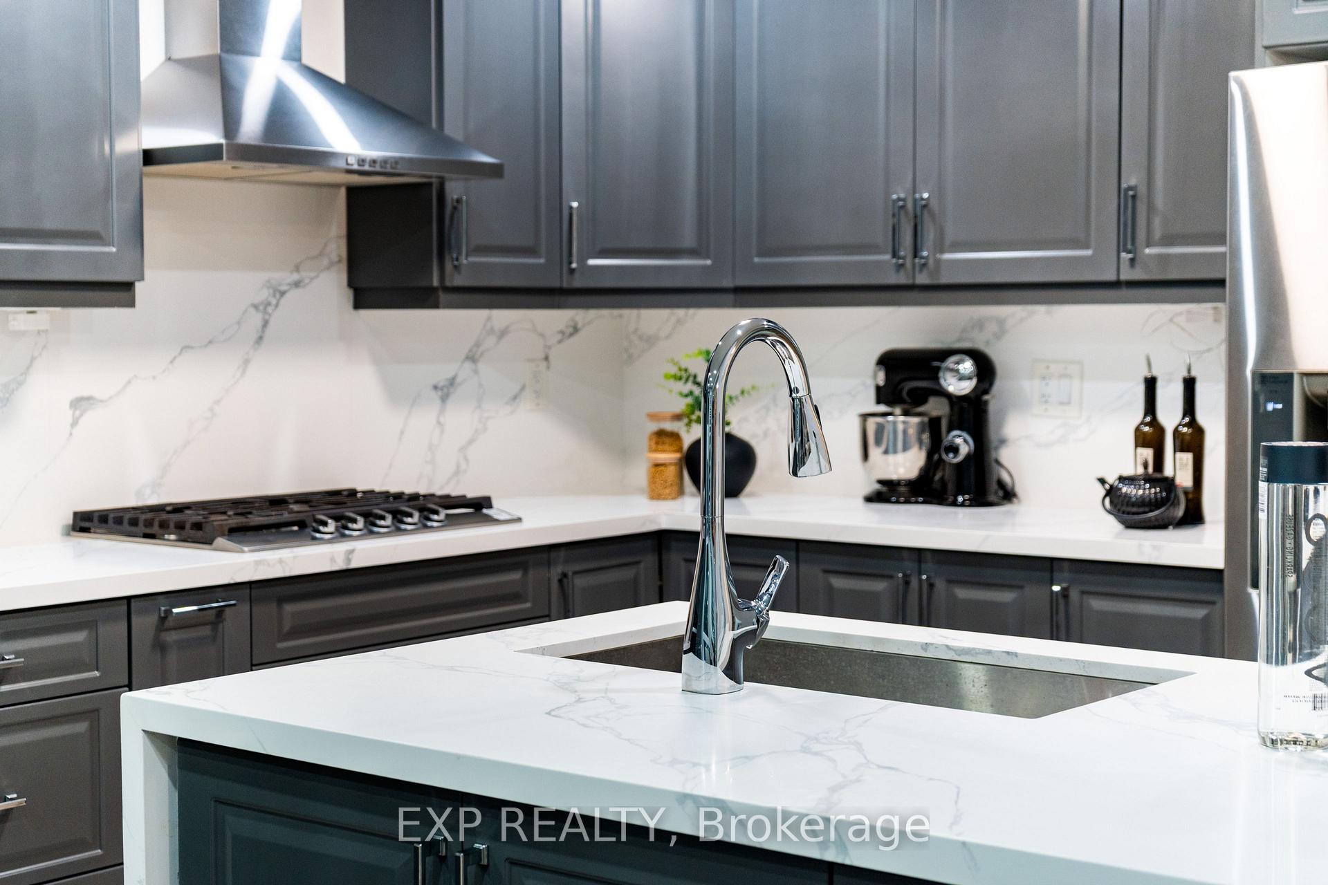 Photo 13 of 2276 Fairmount Drive, Oakville, Westmount — HOMEH