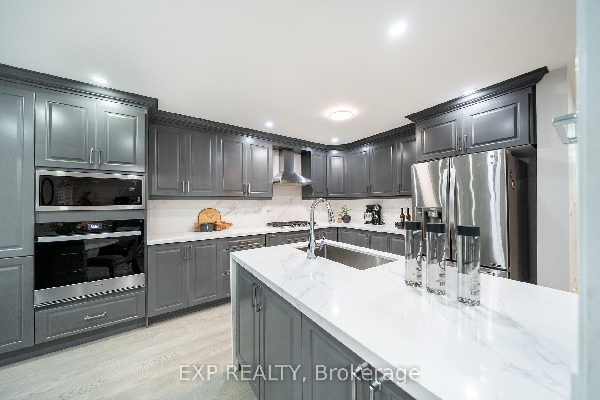 Photo 15 of 2276 Fairmount Drive, Oakville, Westmount — HOMEH