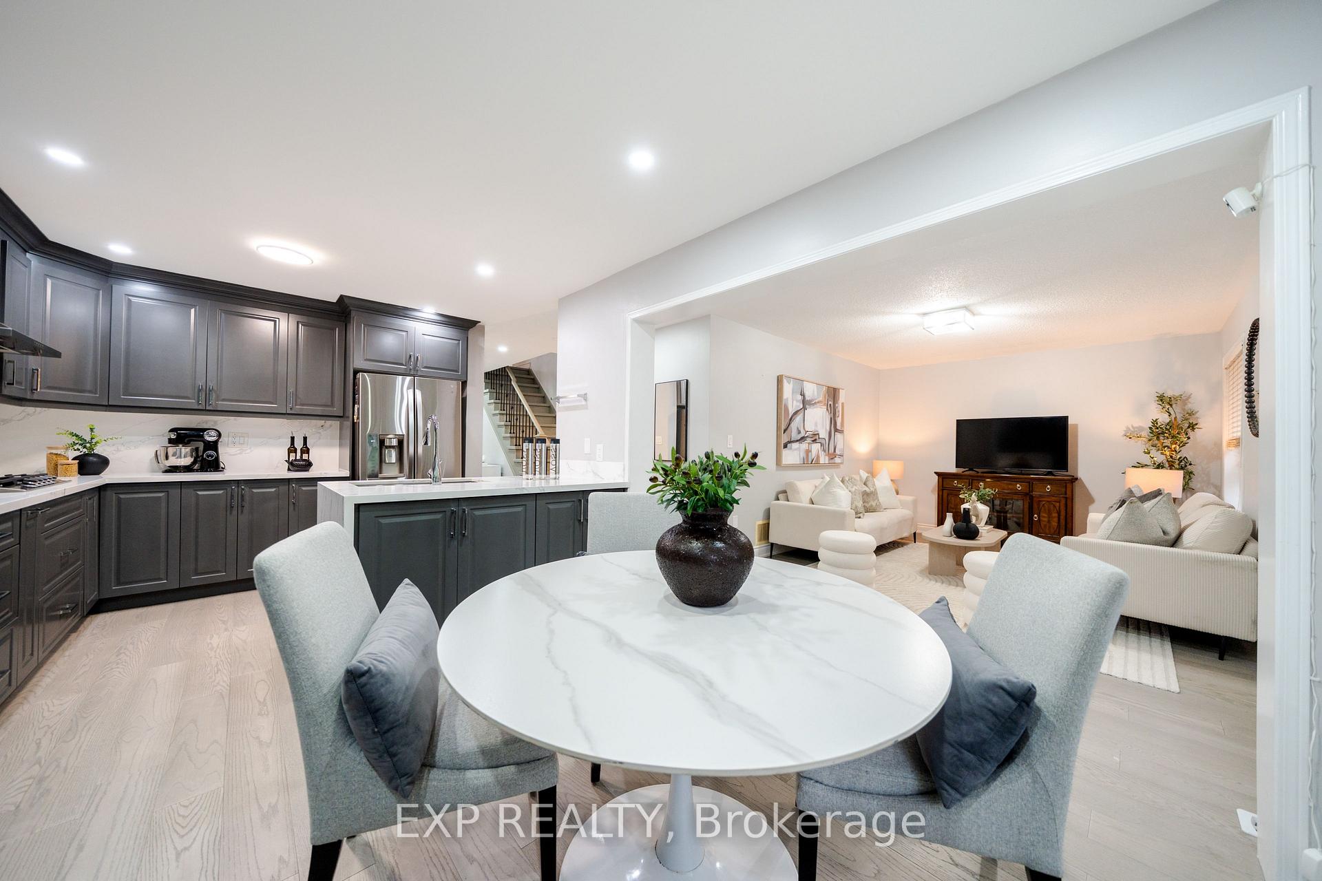 Photo 17 of 2276 Fairmount Drive, Oakville, Westmount — HOMEH