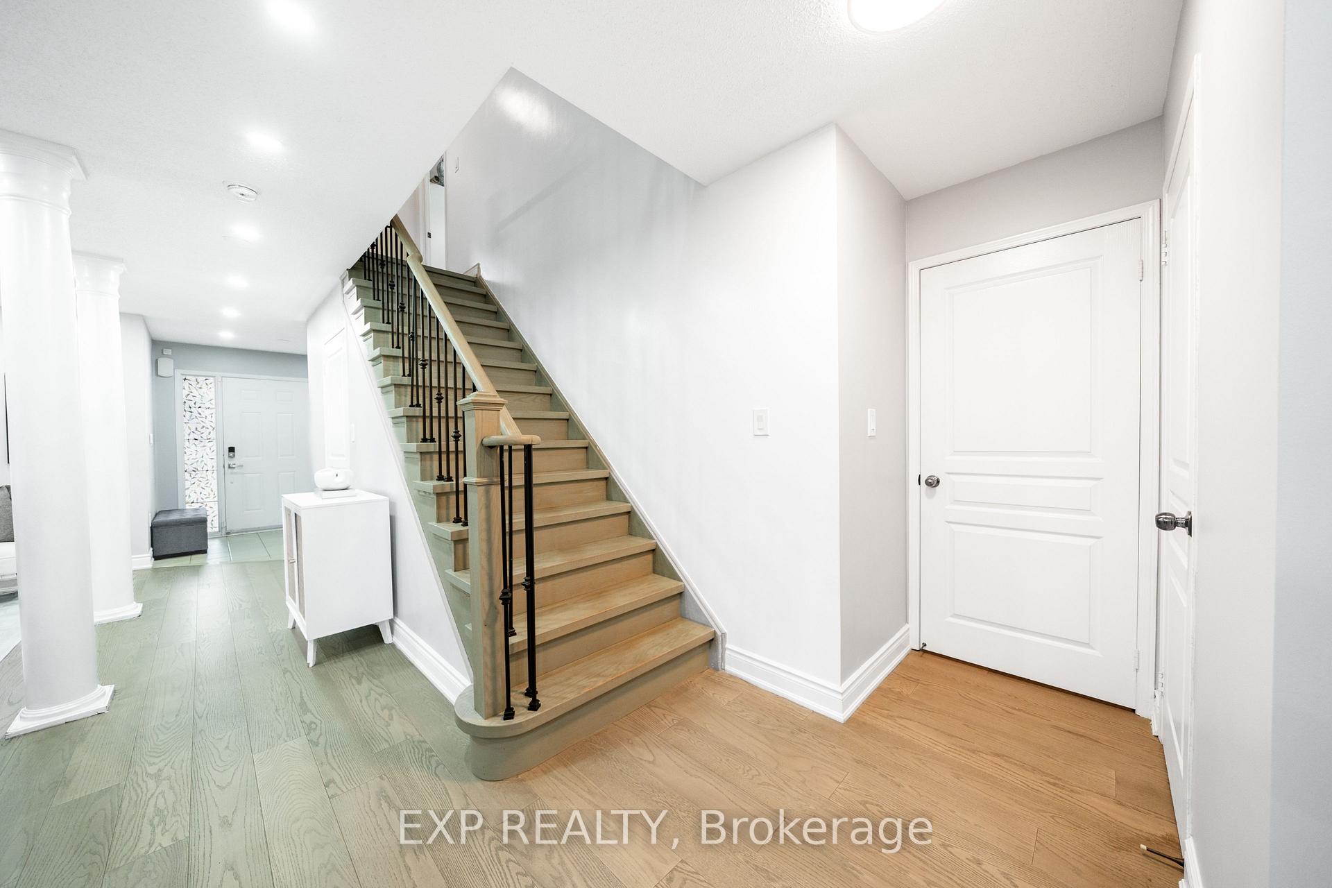 Photo 25 of 2276 Fairmount Drive, Oakville, Westmount — HOMEH