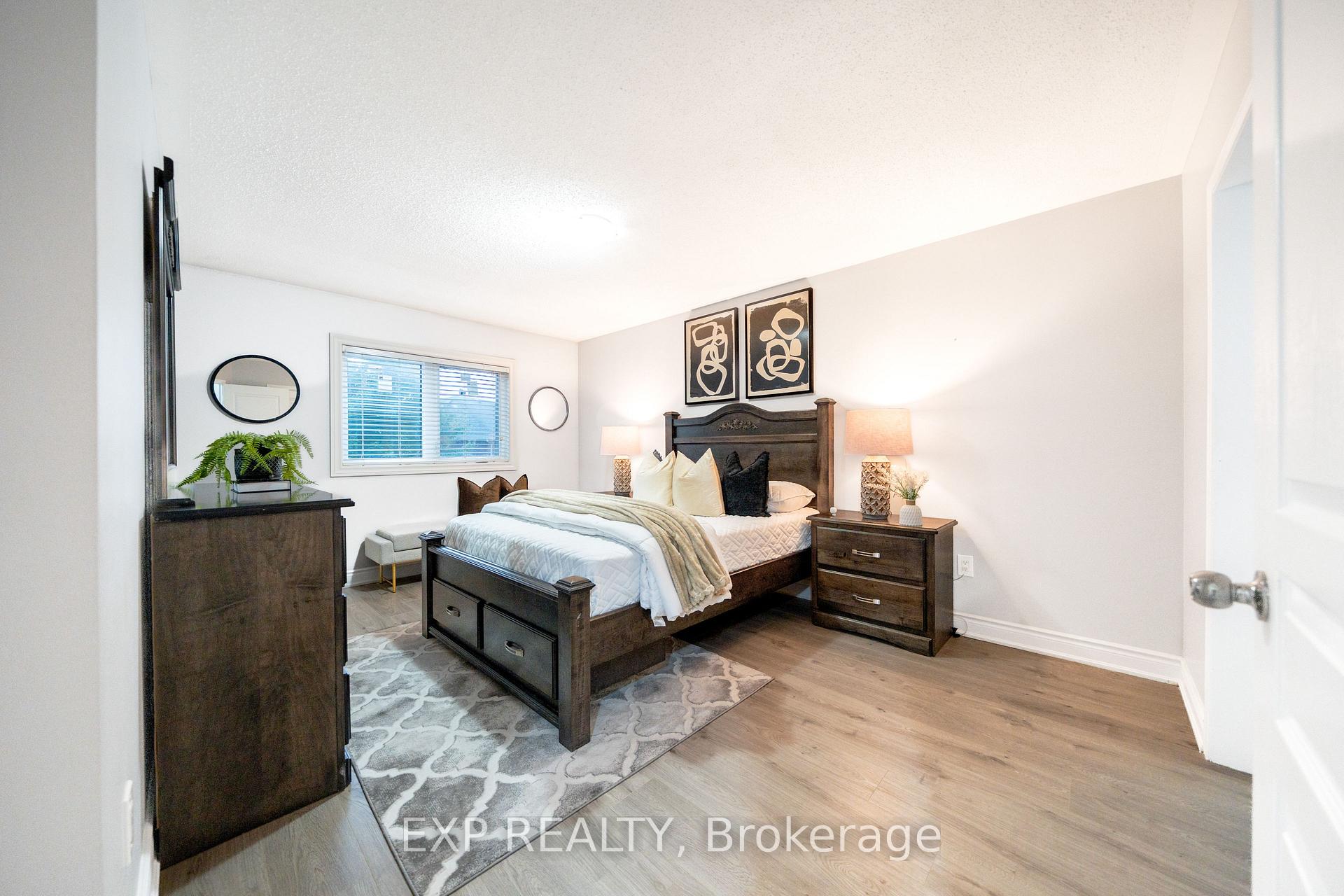 Photo 35 of 2276 Fairmount Drive, Oakville, Westmount — HOMEH