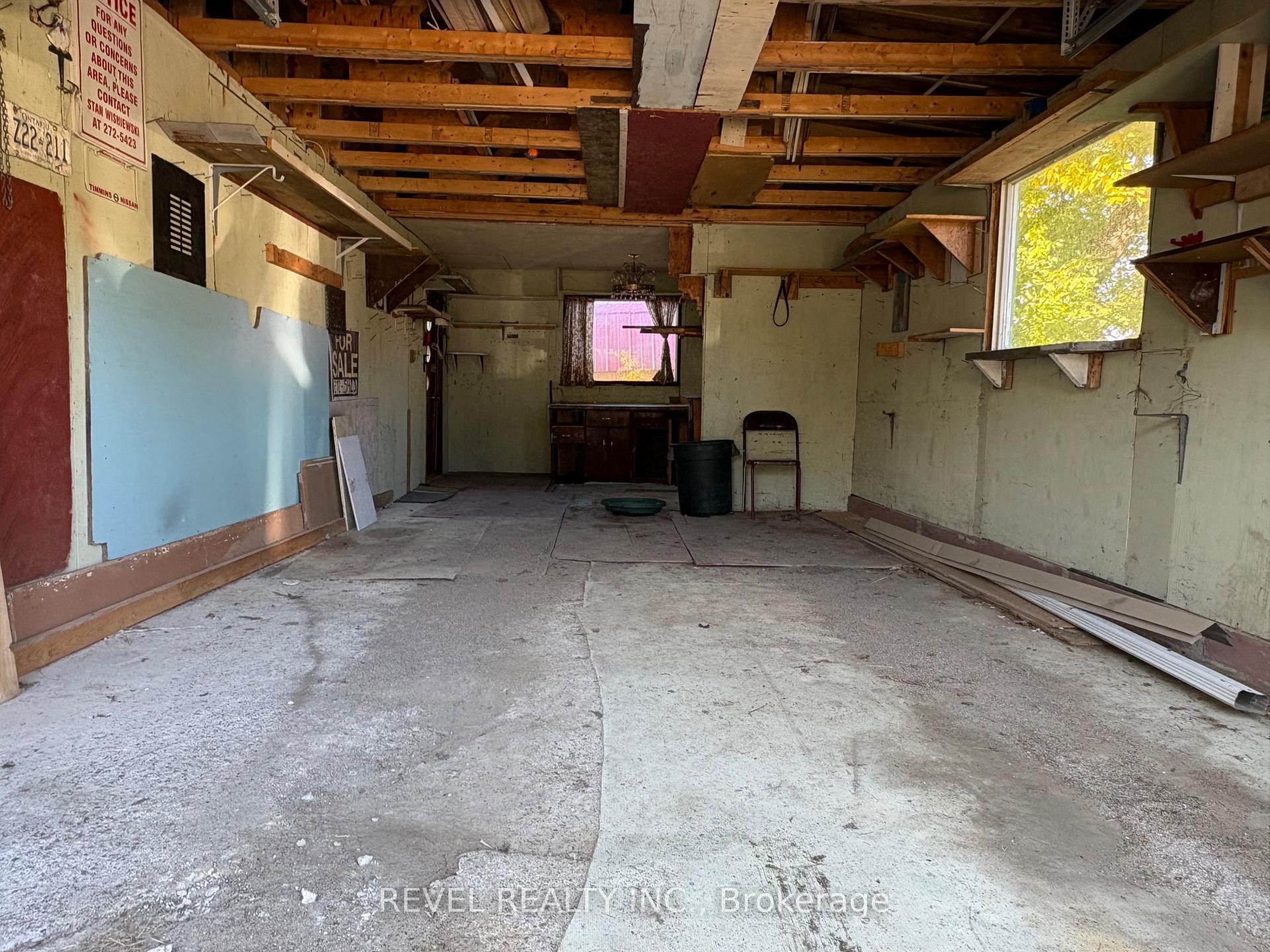 Photo 25 of 207 Co-op Lane, Cochrane — HOMEH