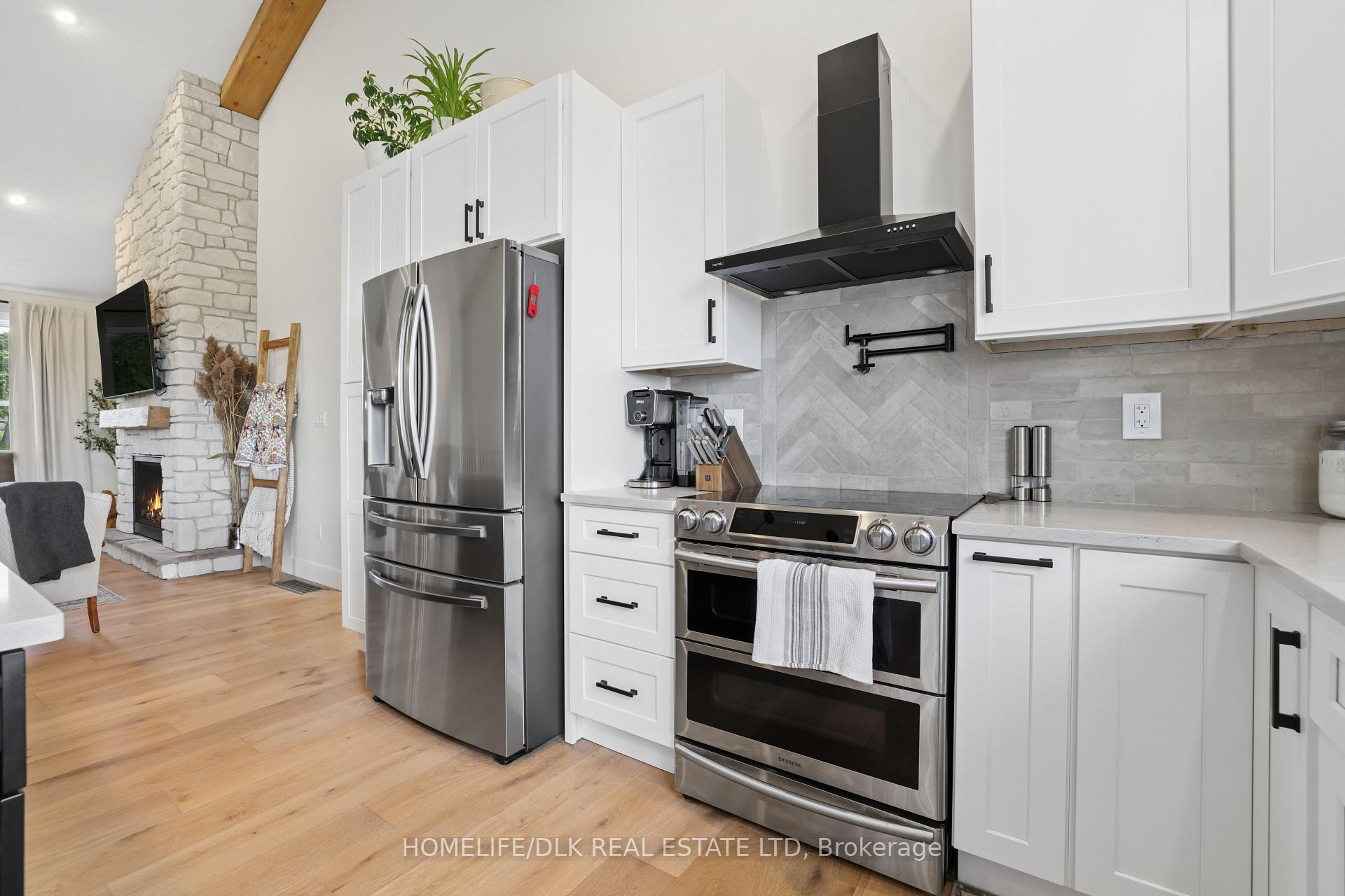 Photo 16 of 723 Rosedale Road S, Montague, Montague Twp — HOMEH