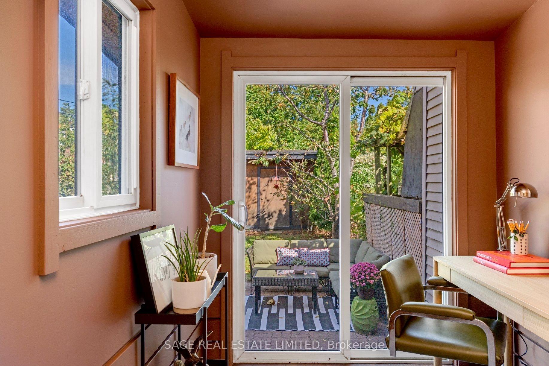 Photo 12 of 113 Lightbourn Avenue, Toronto, Dovercourt-Wallace Emerson-Junction — HOMEH