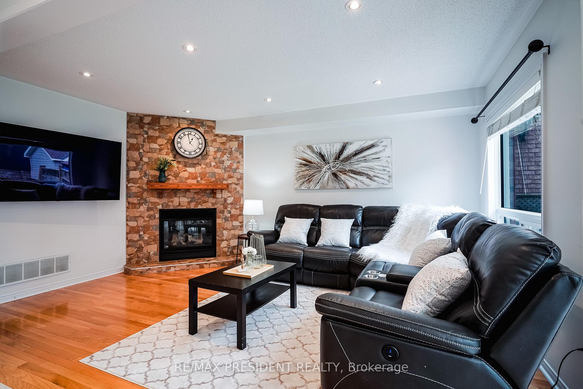 Photo 20 of 13 Tarquini Crescent, Caledon, Bolton West — HOMEH