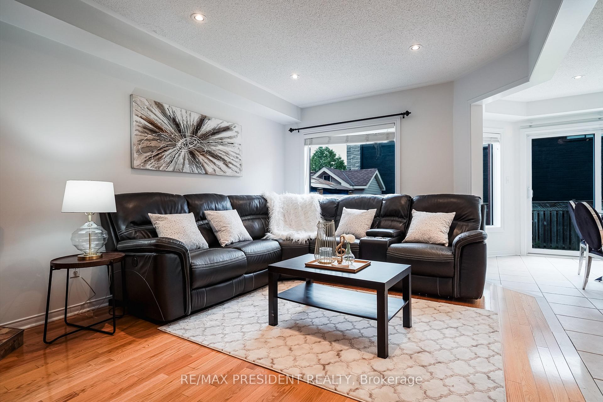 Photo 22 of 13 Tarquini Crescent, Caledon, Bolton West — HOMEH
