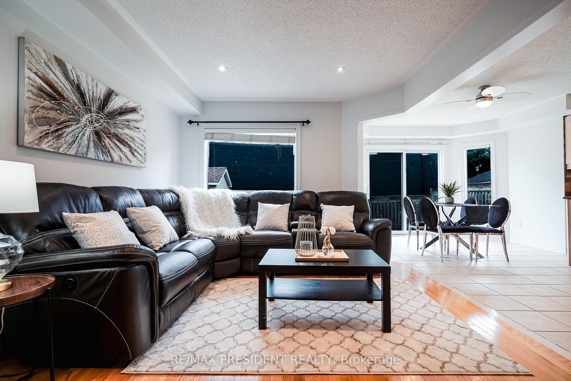 Photo 23 of 13 Tarquini Crescent, Caledon, Bolton West — HOMEH