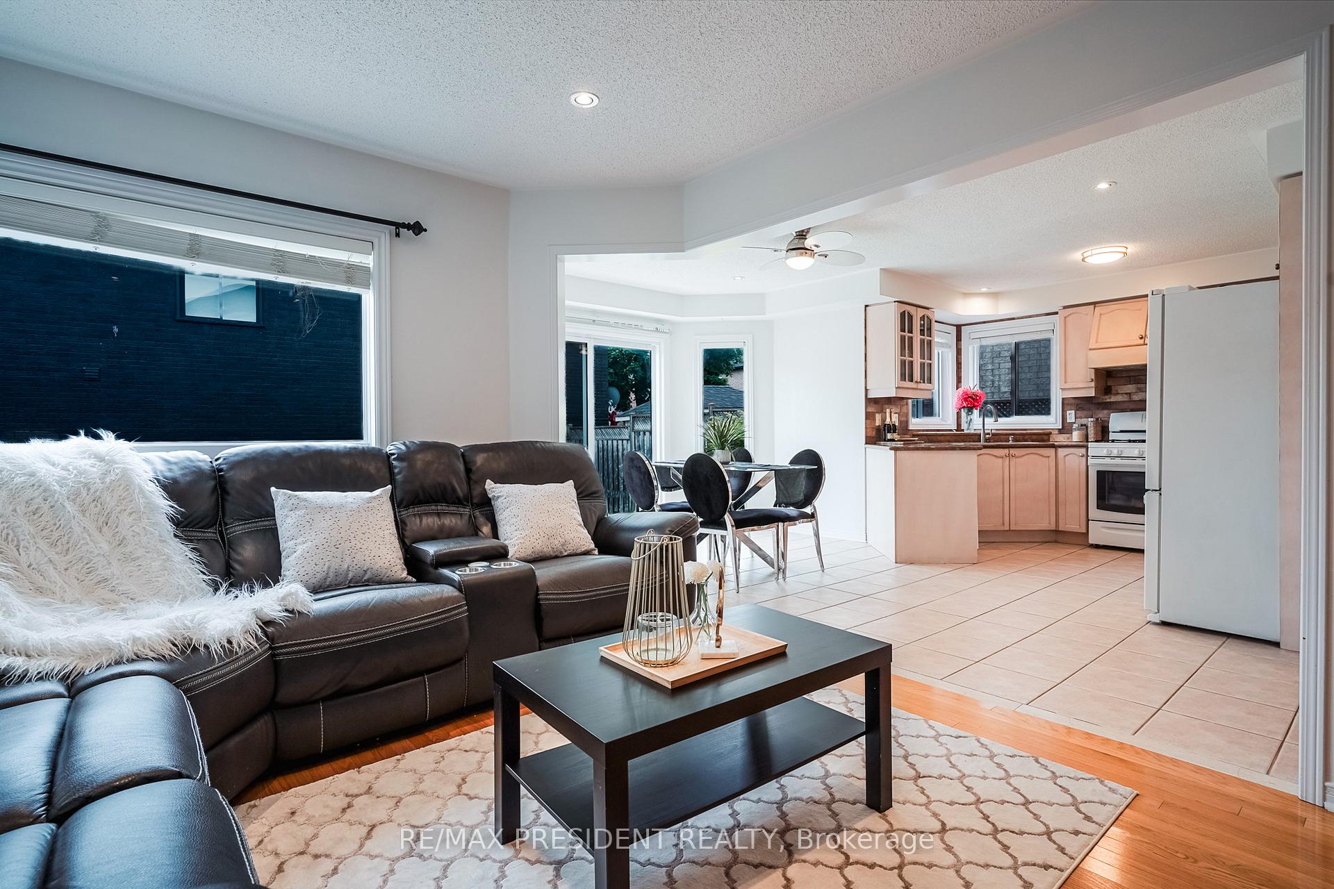 Photo 25 of 13 Tarquini Crescent, Caledon, Bolton West — HOMEH