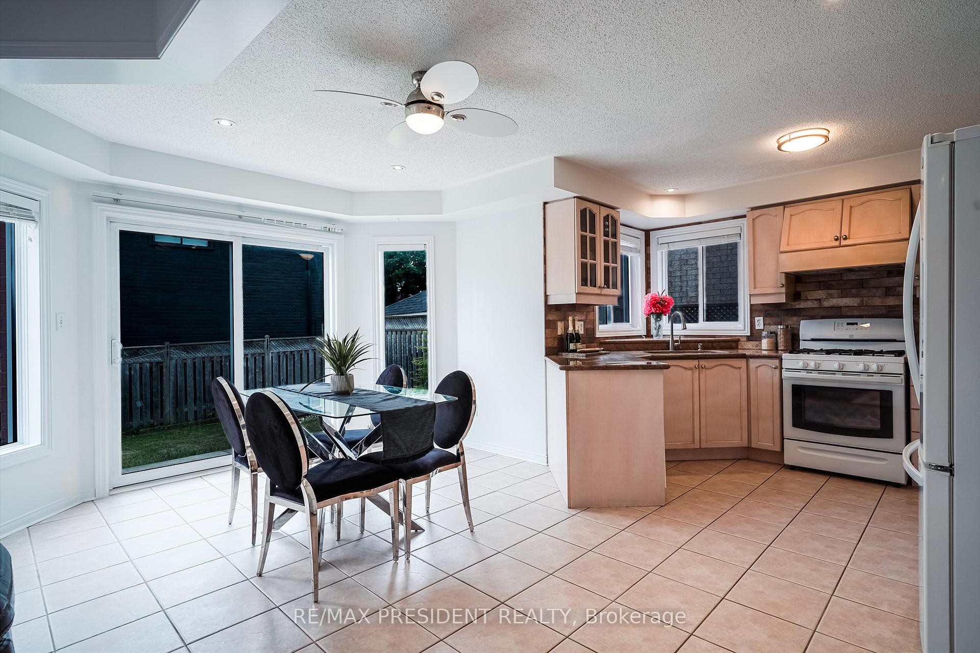 Photo 26 of 13 Tarquini Crescent, Caledon, Bolton West — HOMEH