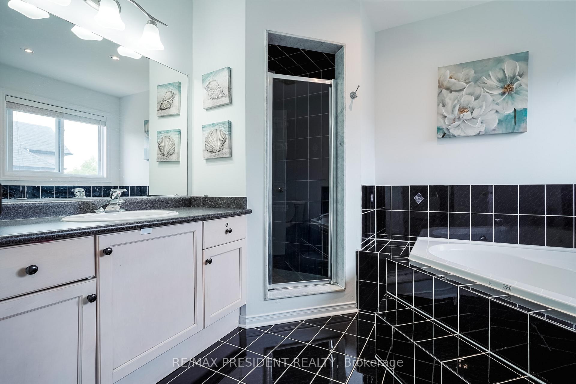 Photo 36 of 13 Tarquini Crescent, Caledon, Bolton West — HOMEH