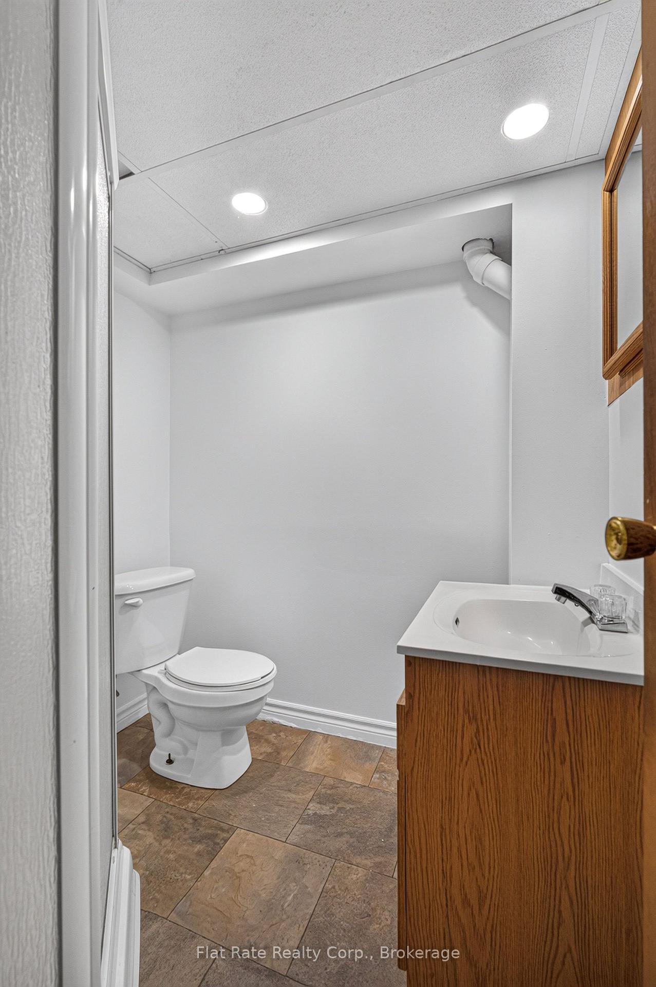 Photo 17 of 634 Christopher Road, Peterborough, Ashburnham Ward 4 — HOMEH