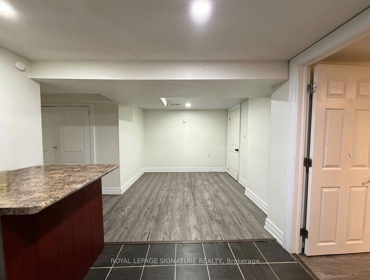 Photo 11 of Unit Bsmt, 118 Harding Boulevard, Scarborough, Birchcliffe-Cliffside — HOMEH