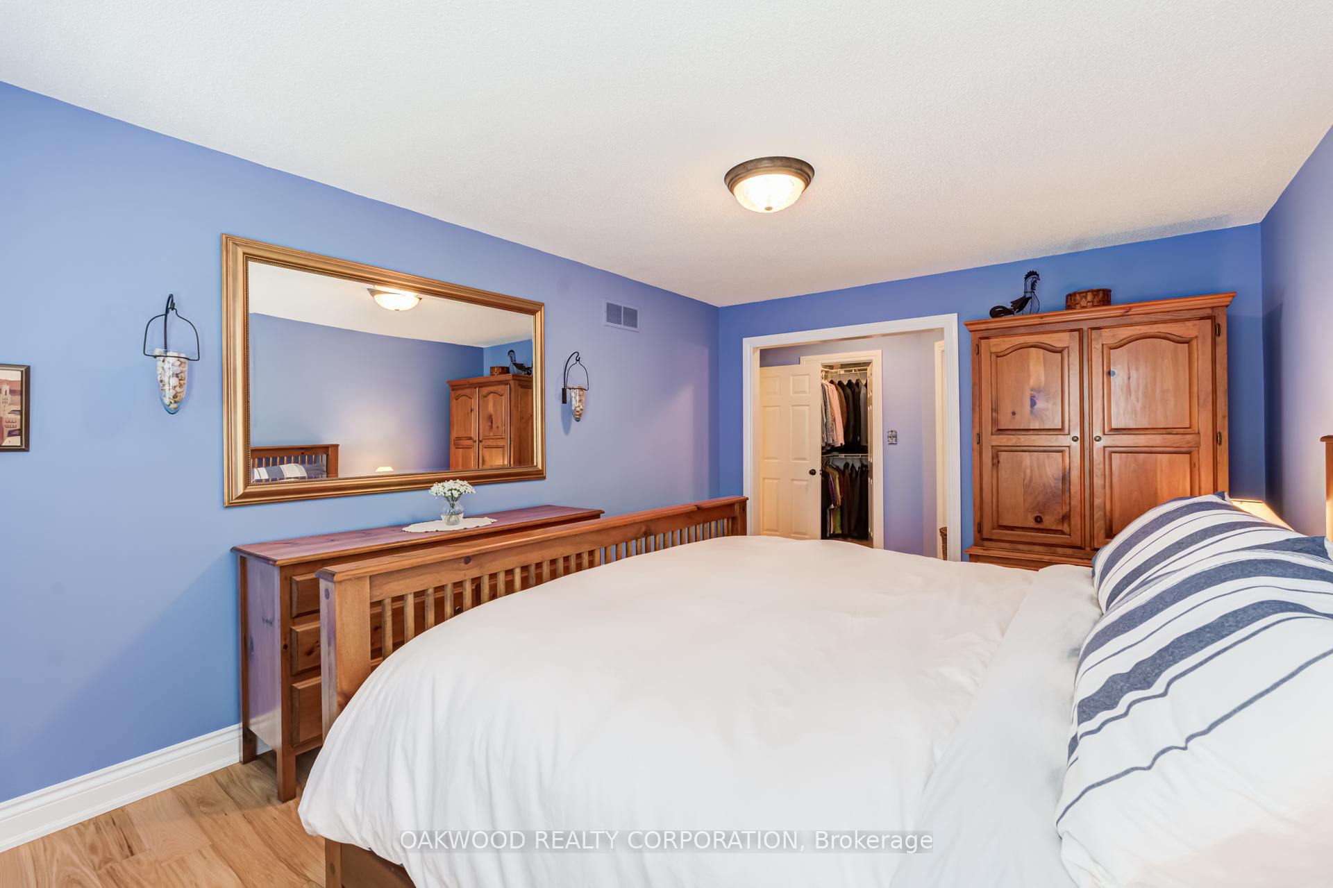 Photo 18 of 486 Greenock Drive, Vaughan, Maple — HOMEH