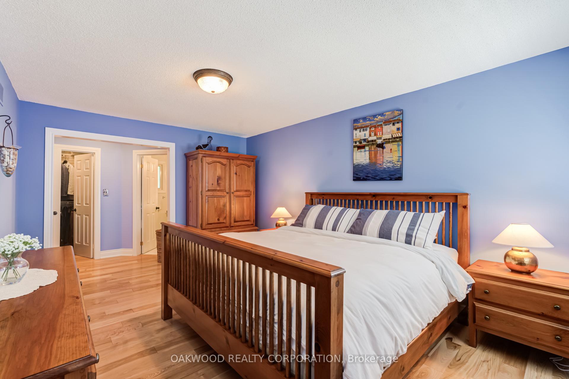 Photo 19 of 486 Greenock Drive, Vaughan, Maple — HOMEH