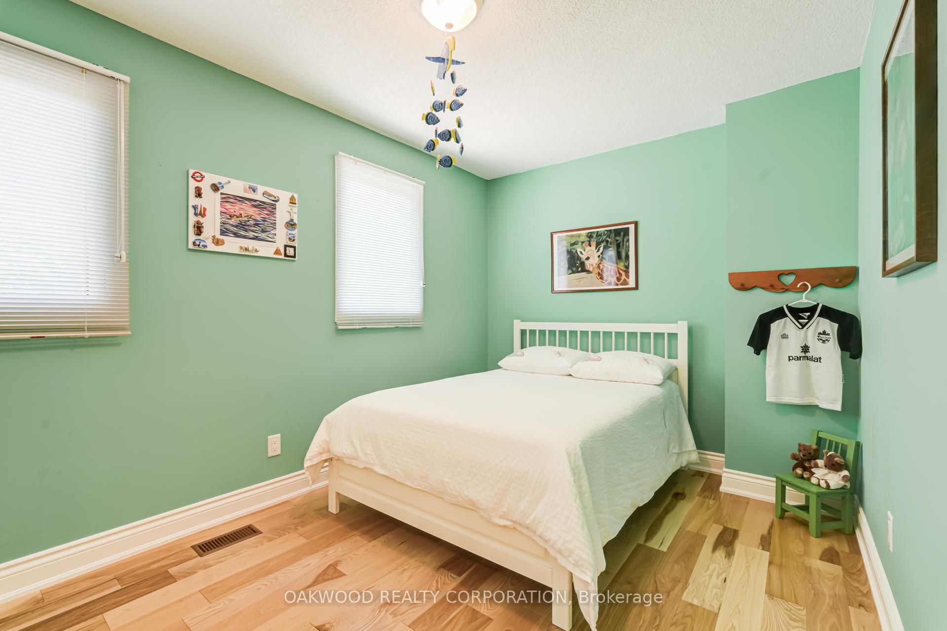 Photo 25 of 486 Greenock Drive, Vaughan, Maple — HOMEH