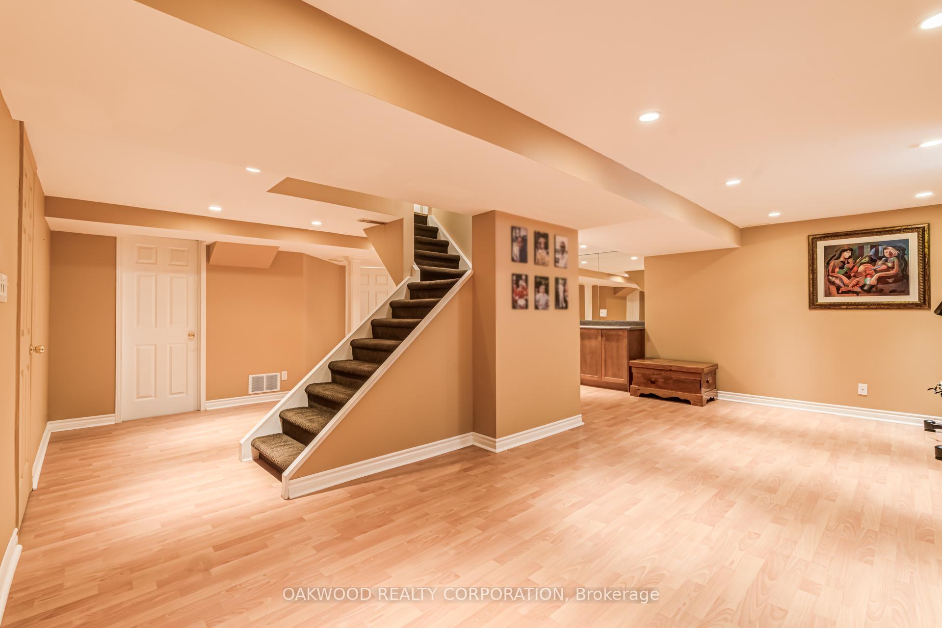 Photo 27 of 486 Greenock Drive, Vaughan, Maple — HOMEH