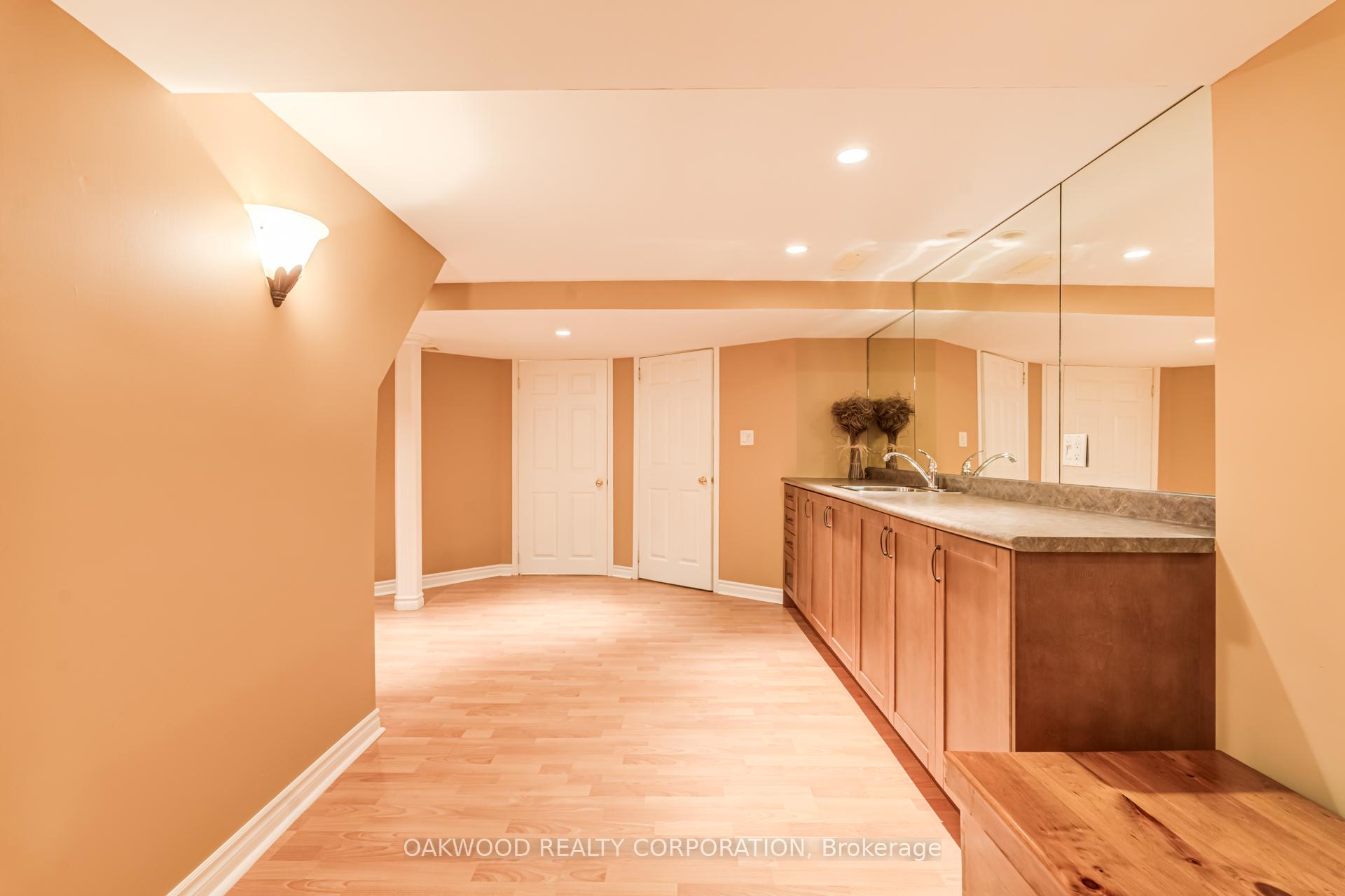 Photo 29 of 486 Greenock Drive, Vaughan, Maple — HOMEH