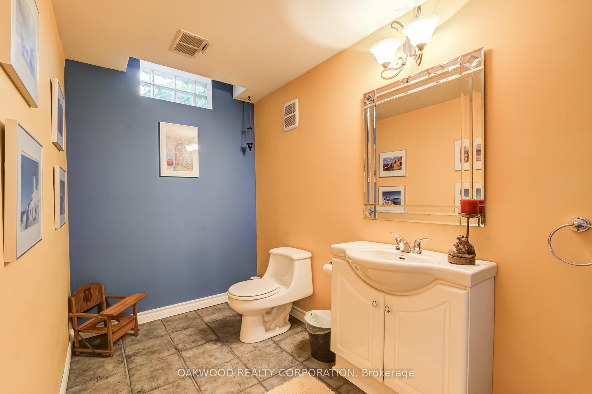 Photo 31 of 486 Greenock Drive, Vaughan, Maple — HOMEH