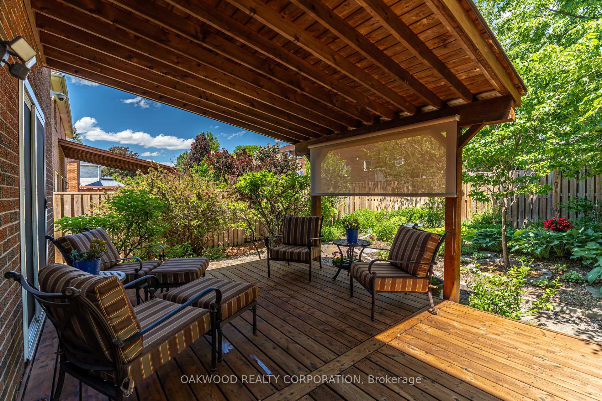 Photo 34 of 486 Greenock Drive, Vaughan, Maple — HOMEH