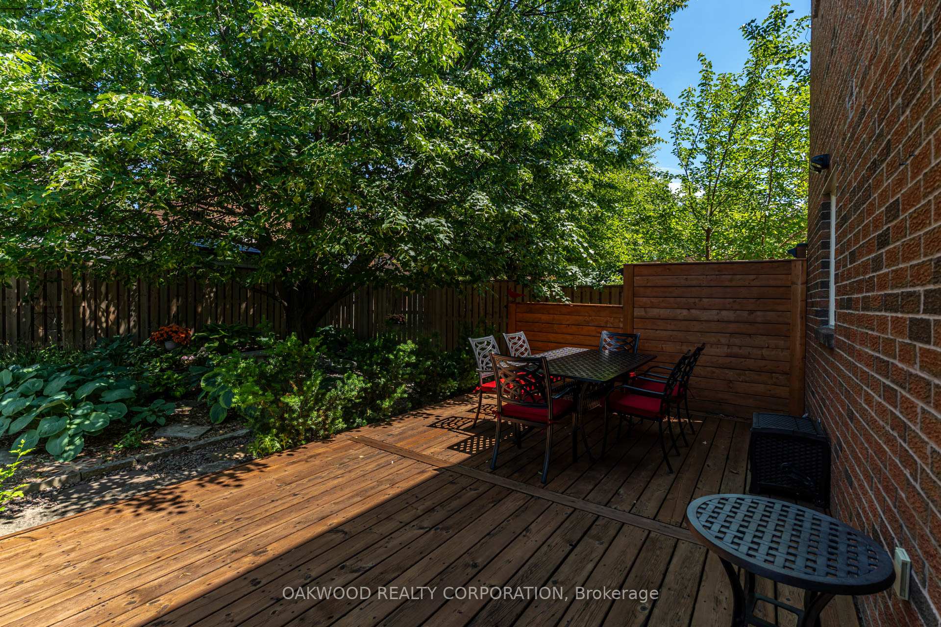 Photo 35 of 486 Greenock Drive, Vaughan, Maple — HOMEH