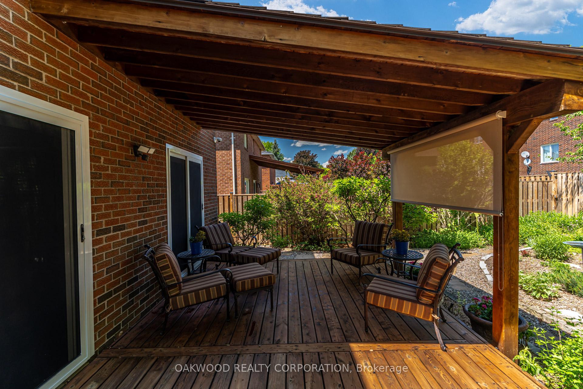 Photo 37 of 486 Greenock Drive, Vaughan, Maple — HOMEH