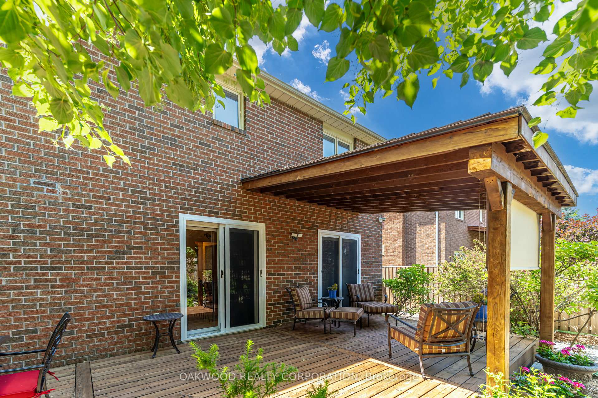 Photo 43 of 486 Greenock Drive, Vaughan, Maple — HOMEH