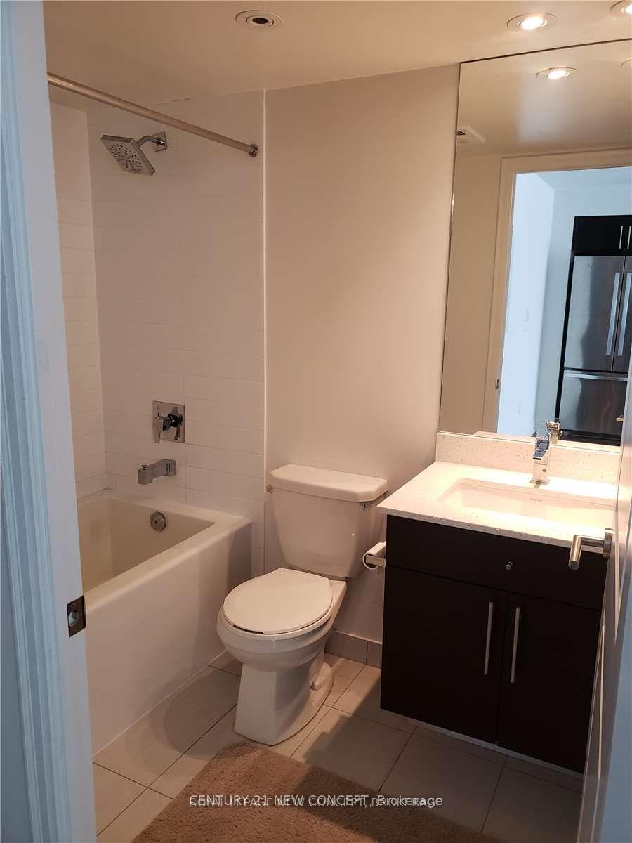 Photo 5 of Unit 211, 400 Adelaide Street E, Toronto, Moss Park — HOMEH
