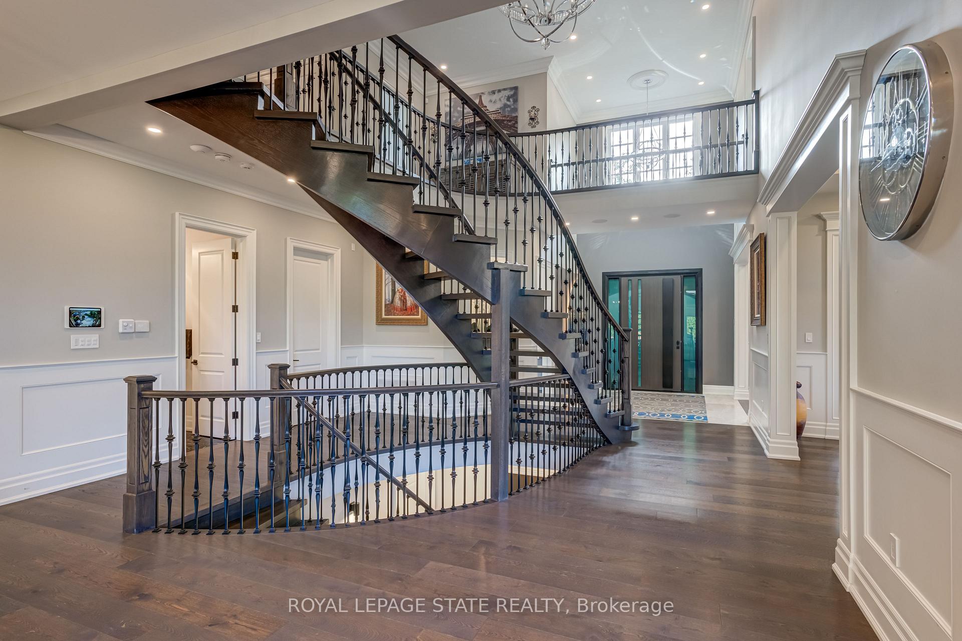 Photo 7 of 100 Seneca Drive, Hamilton, Ancaster — HOMEH