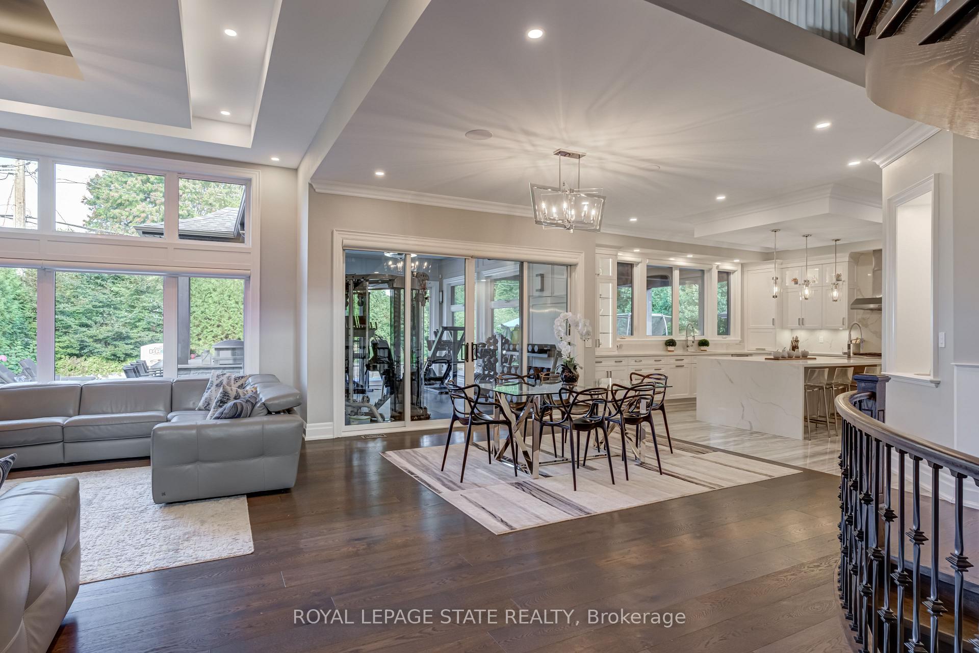 Photo 8 of 100 Seneca Drive, Hamilton, Ancaster — HOMEH